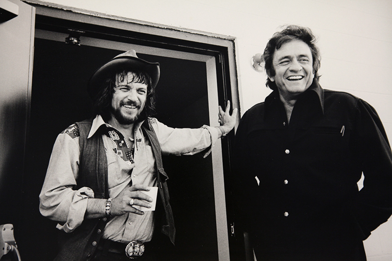 Johnny Cash and Waylon Jennings, Tennessee 1974