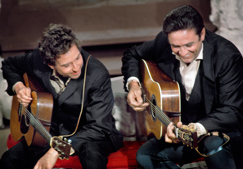 Johnny Cash and Bob Dylan, Performance 1969 (Color)