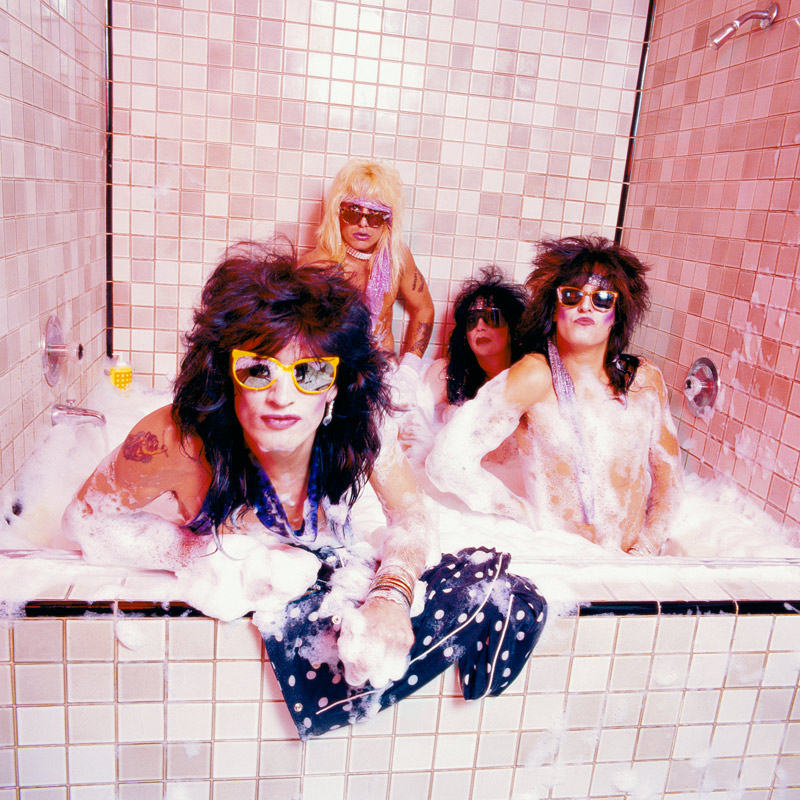 Mötley Crüe, Pink Bathtub, Los Angeles, 1986