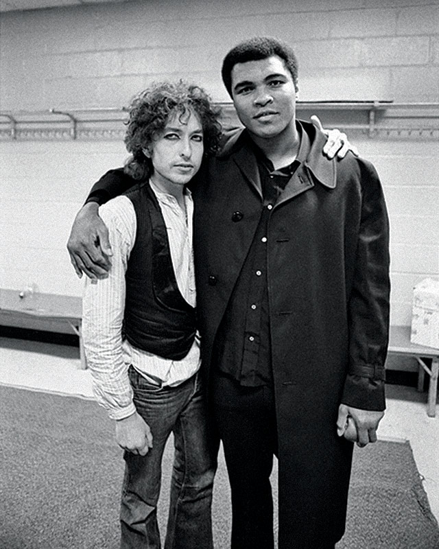 *Bob Dylan & Muhammad Ali, Madison Square Garden, NYC, 1975