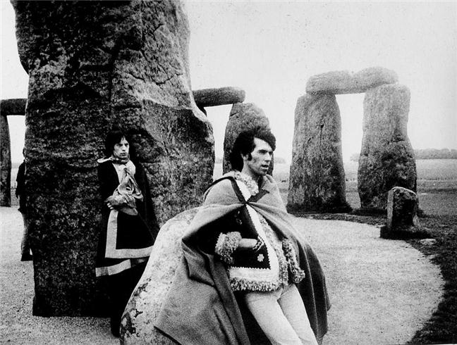 Mick Jagger and Keith Richards, Stonehenge 1967