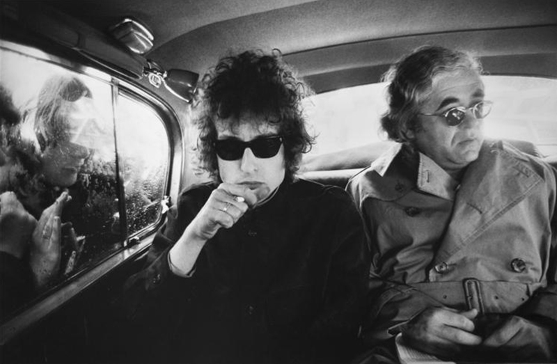 Bob Dylan & Albert Grossman, Back of Limo, London, 1966