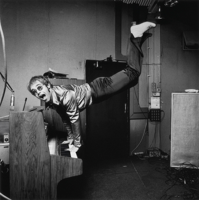 Elton John, Keyboard Hand Stand, London, 1972
