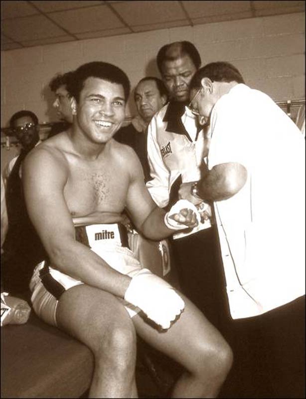 Muhammad Ali Before the Fight, 1978