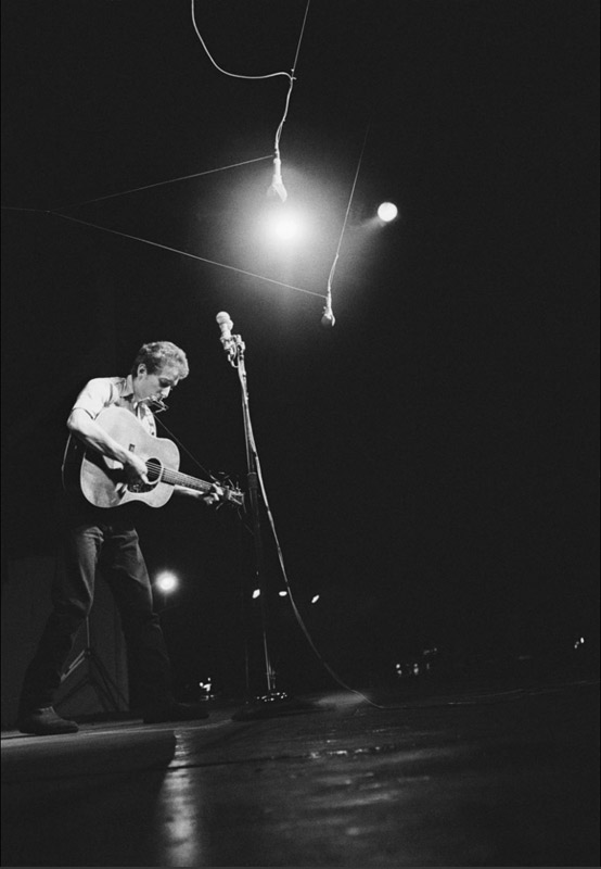 Bob Dylan Onstage - Spotlight Flare II, Newport Folk Festival, 1963