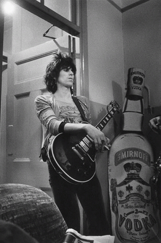 Keith Richards with Smirnoff, Nellcôte, France, 1971