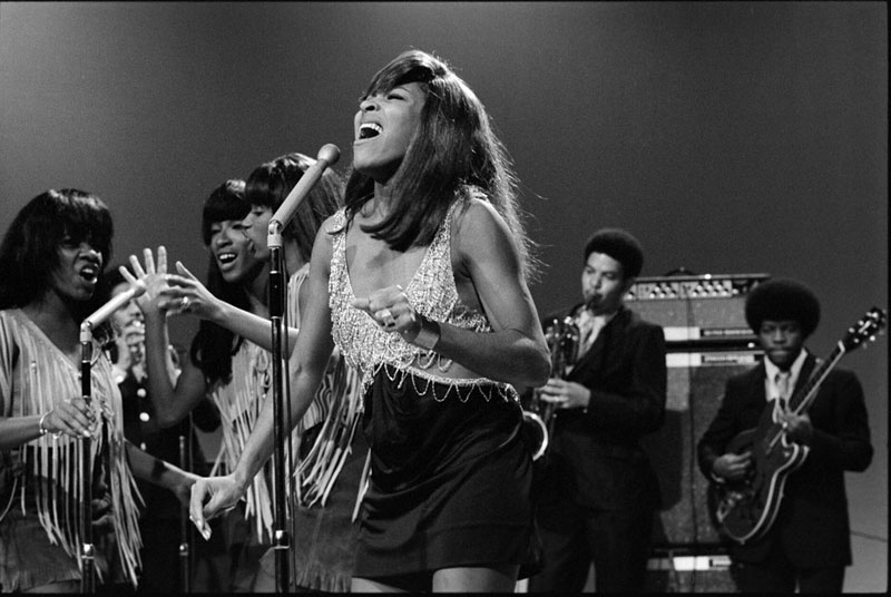 Tina Turner Singing with Ikettes, Tonight Show with Johnny Carson, November 23, 1970