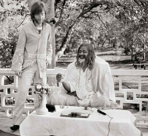 John Lennon & Maharishi, India, 1968